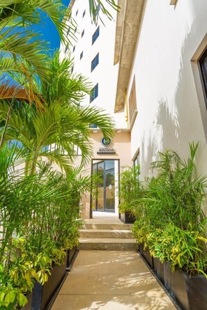 Pintu masuk interior