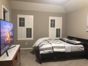 6 dormitorios, tabla de planchar con plancha, wifi gratis y ropa de cama
