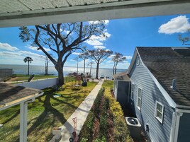 Cubrecamas, colchones con efecto memoria, cuna de viaje y wifi gratis 