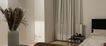 Your apartment offers you a charming ambience in the south of Hamburg.