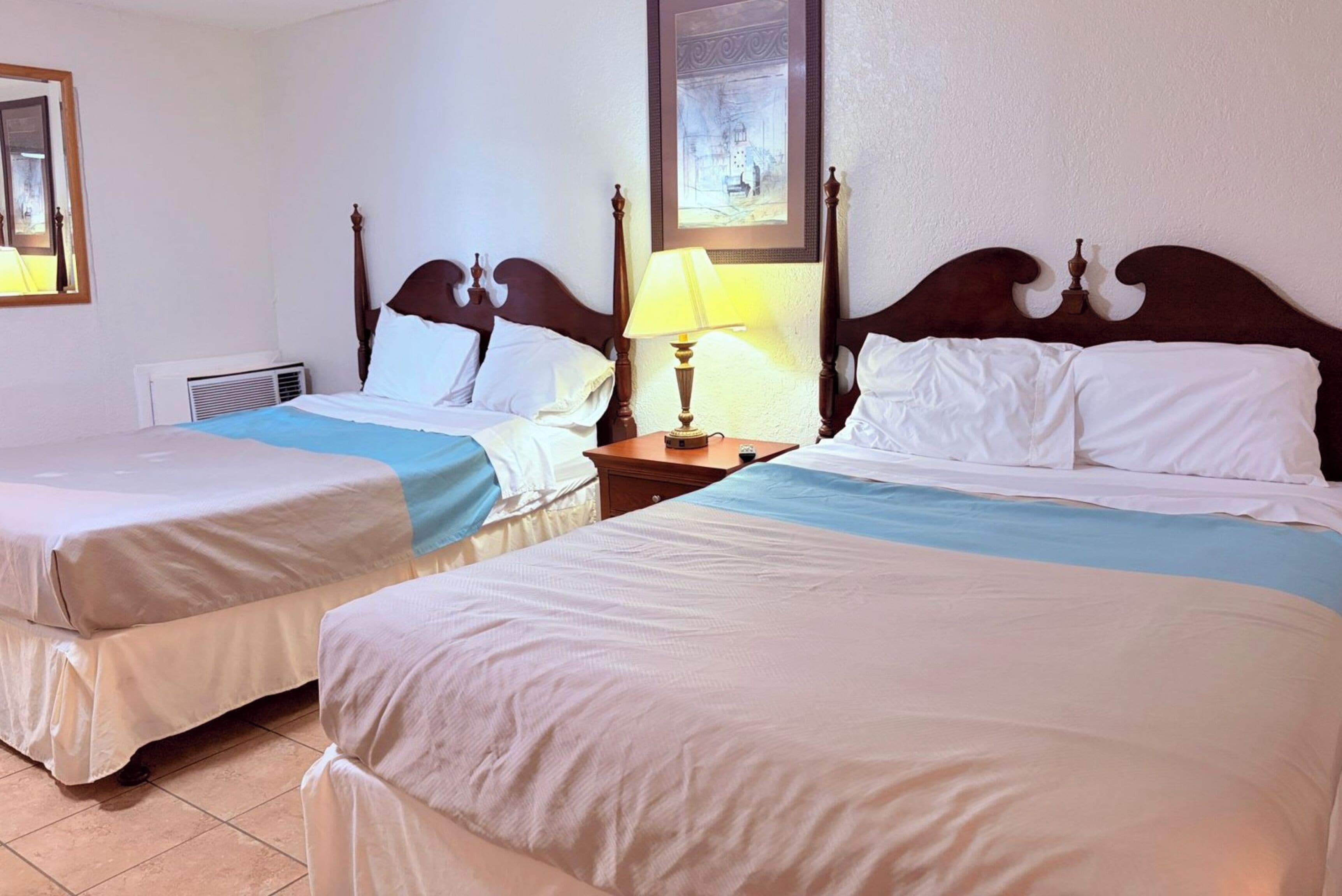Room, Non Smoking, Kitchenette (3 Full Beds) | Desk, free WiFi, bed sheets
