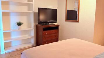 Chambre, non-fumeur, coin cuisine (3 Full Beds)
