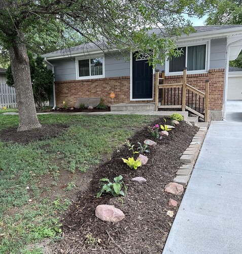 Newly Renovated 2 Bed 2 Bath Home