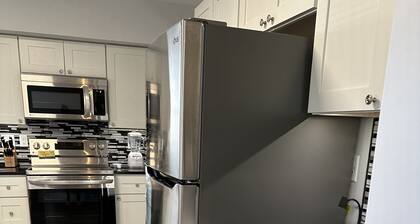 Newly Renovated 2 Bed 2 Bath Home