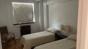 1 soverom, strykejern/-brett, wi-fi (inkludert) og sengetøy