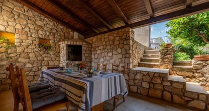 2 bedroom lovely apartment in Mali Iz