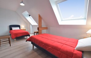 4 camere, culla da viaggio, Wi-Fi gratuito, lenzuola