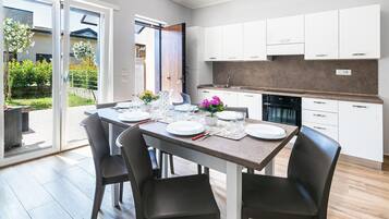 Kühlschrank, Herdplatte