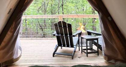 G-5 Glamp in Bohamia - 268 acre forest retreat