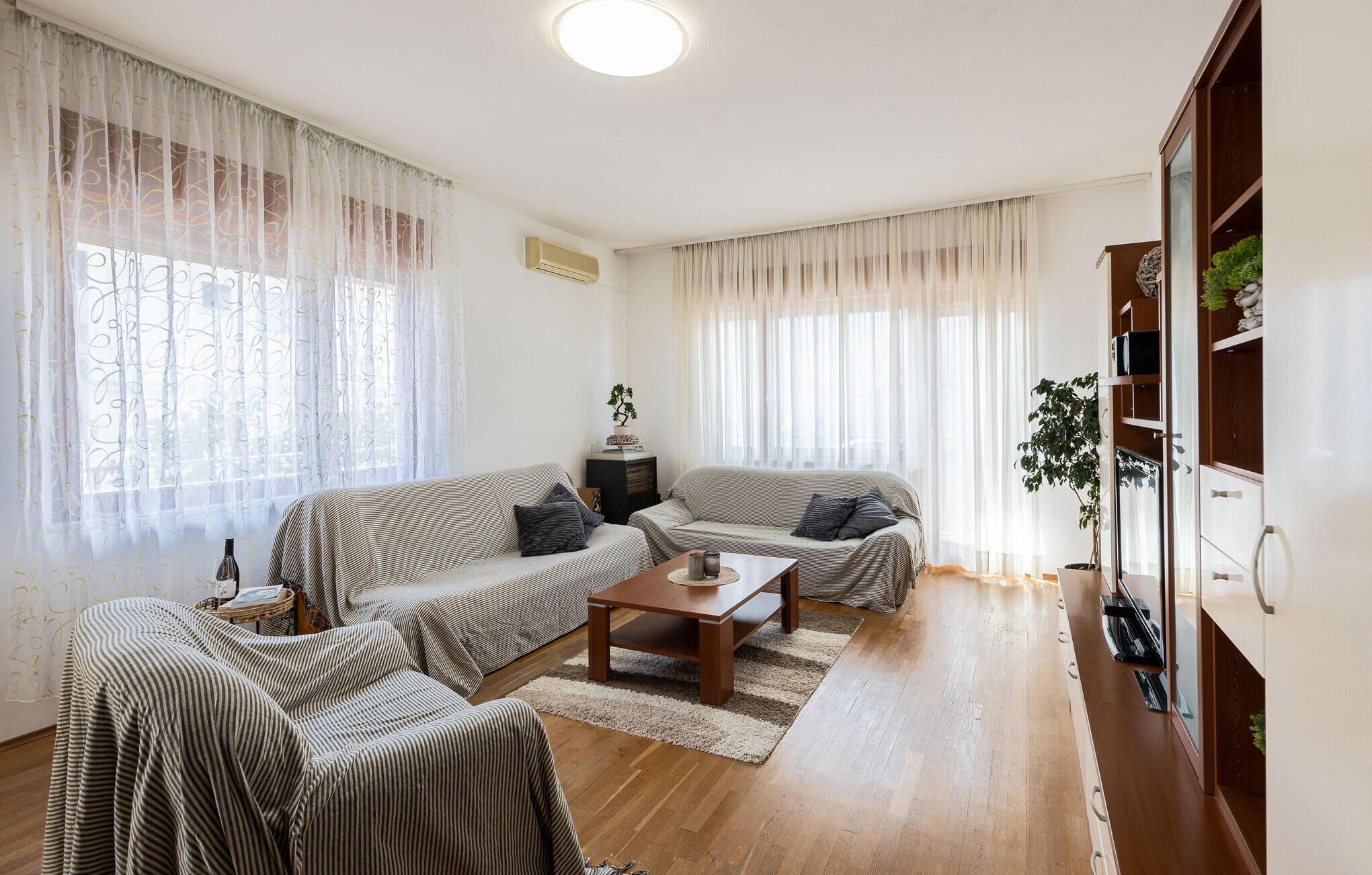 Pet Friendly Apartment In Podstrana With Wifi - Podstrana