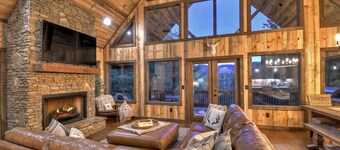 Hunter's Treehouse | Free Night Offer!