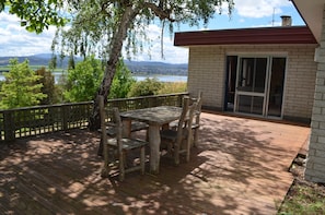 Outdoor dining - 633WT - Riverview House (Riverside)