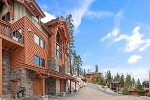 Hus - 5 soveværelser | Udendørsområde