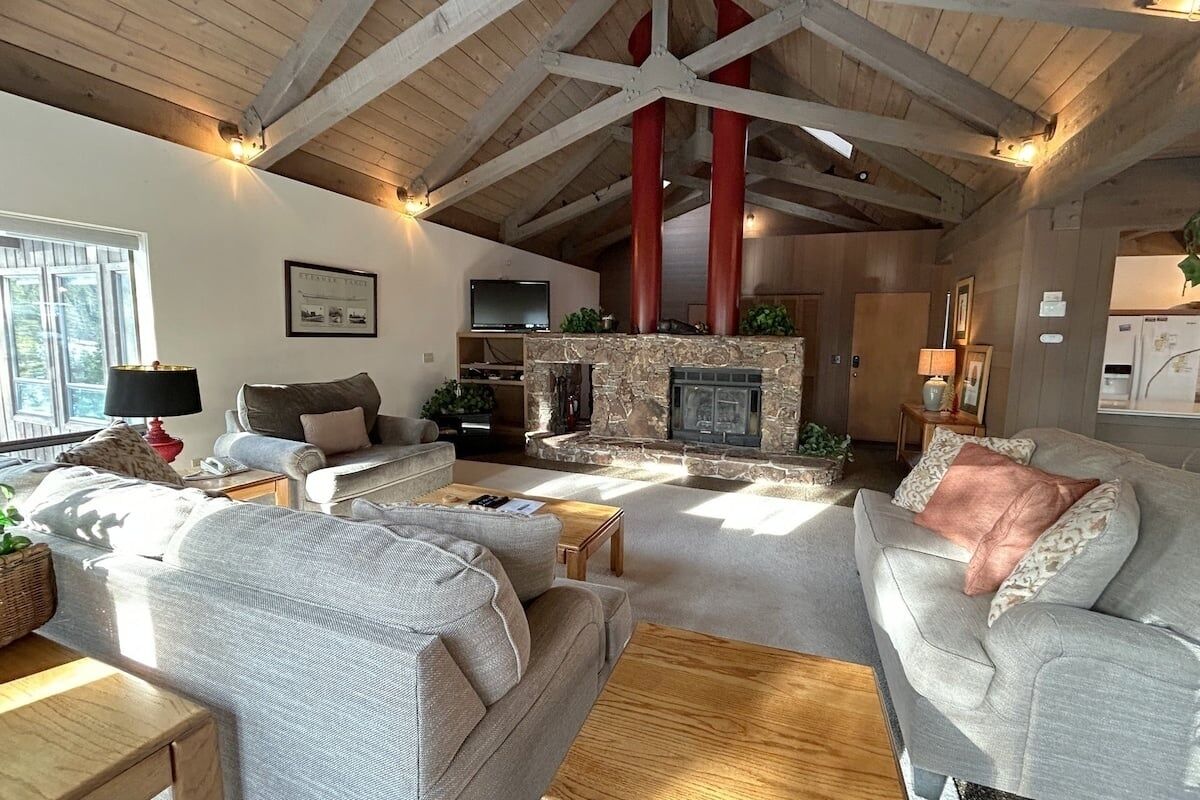 House, 3 Bedrooms | Living area