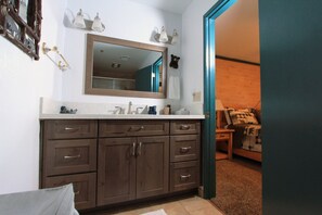 Condo, 3 phòng ngủ | Nội thất