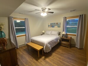 1 chambre, bureau, accès au Wi-Fi (inclus), literie fournie