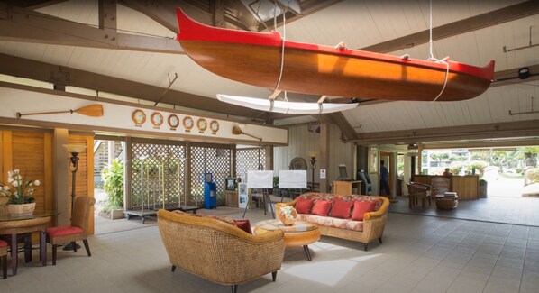 Lobby - Pono Kai Resort - Mini Suite Condo with Pool, Tennis Courts, WIFI, (Kapaa)
