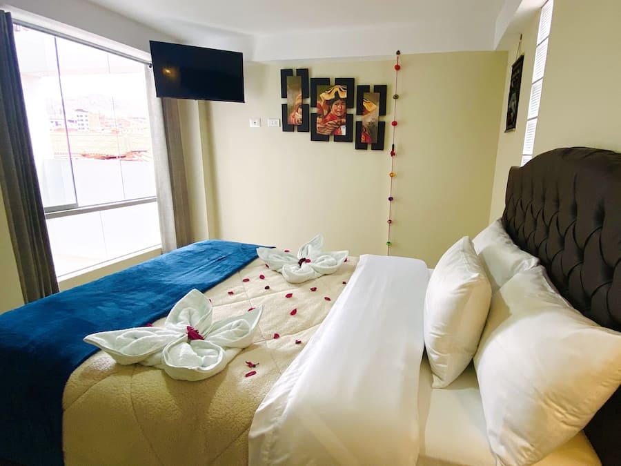 Ropa de cama de alta calidad, cubrecamas y colchones con pillow-top