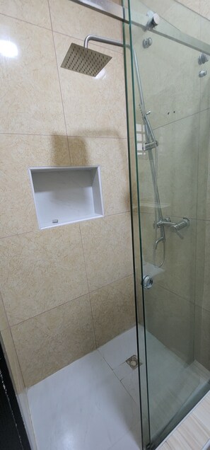 Towels, soap, toilet paper - A perfect place to Lodge (Lekki)