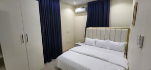 2 soverom, skrivebord, wi-fi (inkludert) og sengetøy