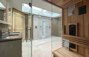 Combined shower/tub, hair dryer