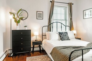 1 bedroom, iron/ironing board, travel cot, free WiFi