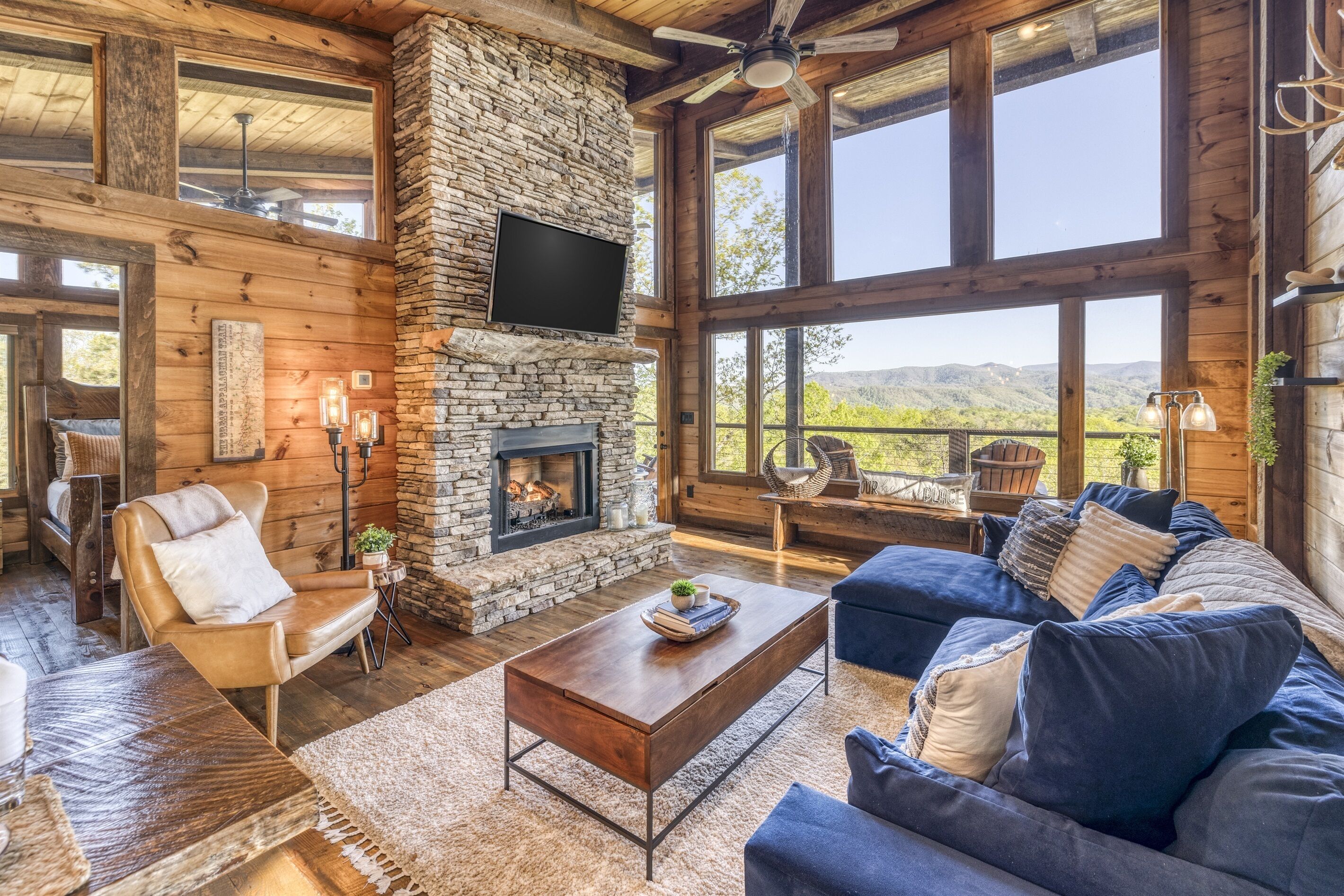 Smart TV, fireplace, table tennis