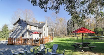 Pocono Family Farmhouse w/king bed and game room!