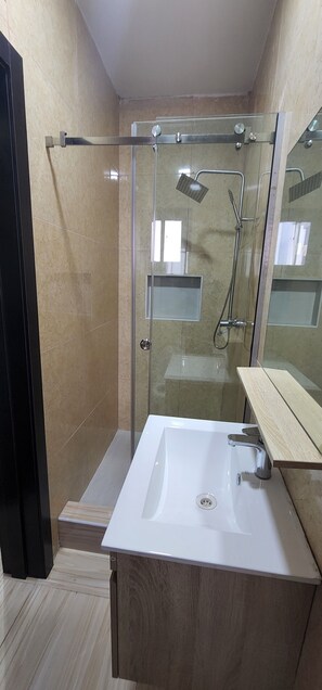 Towels, soap, toilet paper - A perfect place to Lodge II (Lekki)