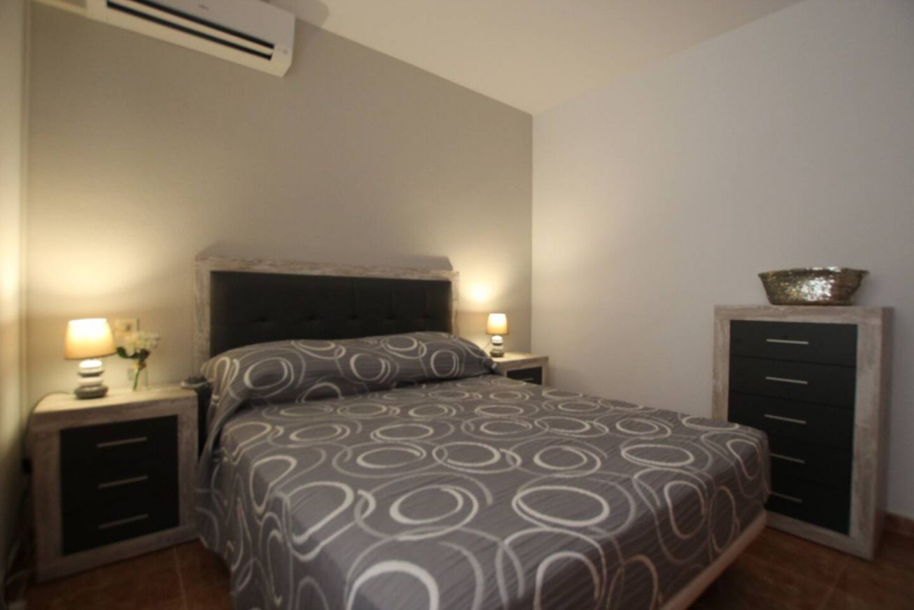 3 bedrooms, internet, bed sheets