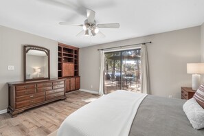 3 chambres, fer et planche à repasser, accès au Wi-Fi (inclus)