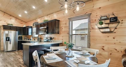 Heated Pool & 305Mbps Wi-Fi-No Winding Roads