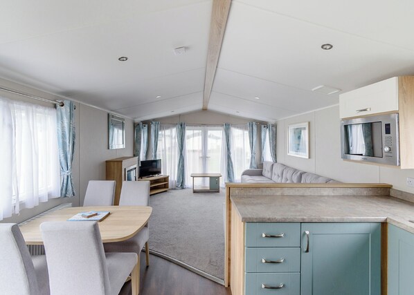 Interior - 12ft-wide very comfortable and spacious caravan with one double and two twin. (Roman Bank, Skegness)