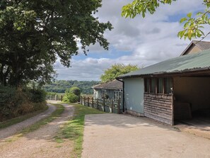 Cottage | Interior - Rainbow View (Taunton)