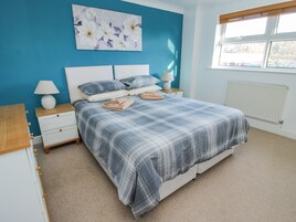 3 habitaciones, decoración personalizada y muebles diferentes 