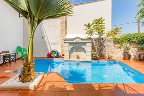 Apartment, 1 Bedroom, Smoking | Pool | Outdoor pool