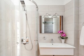 Appartement, 1 chambre, fumeur | Salle de bain