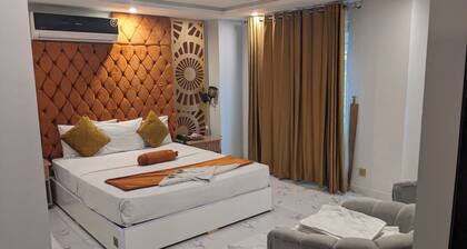 NUVA HOTEL