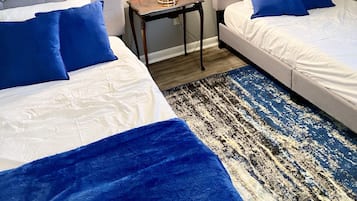 3 bedrooms, desk, free WiFi, bed sheets