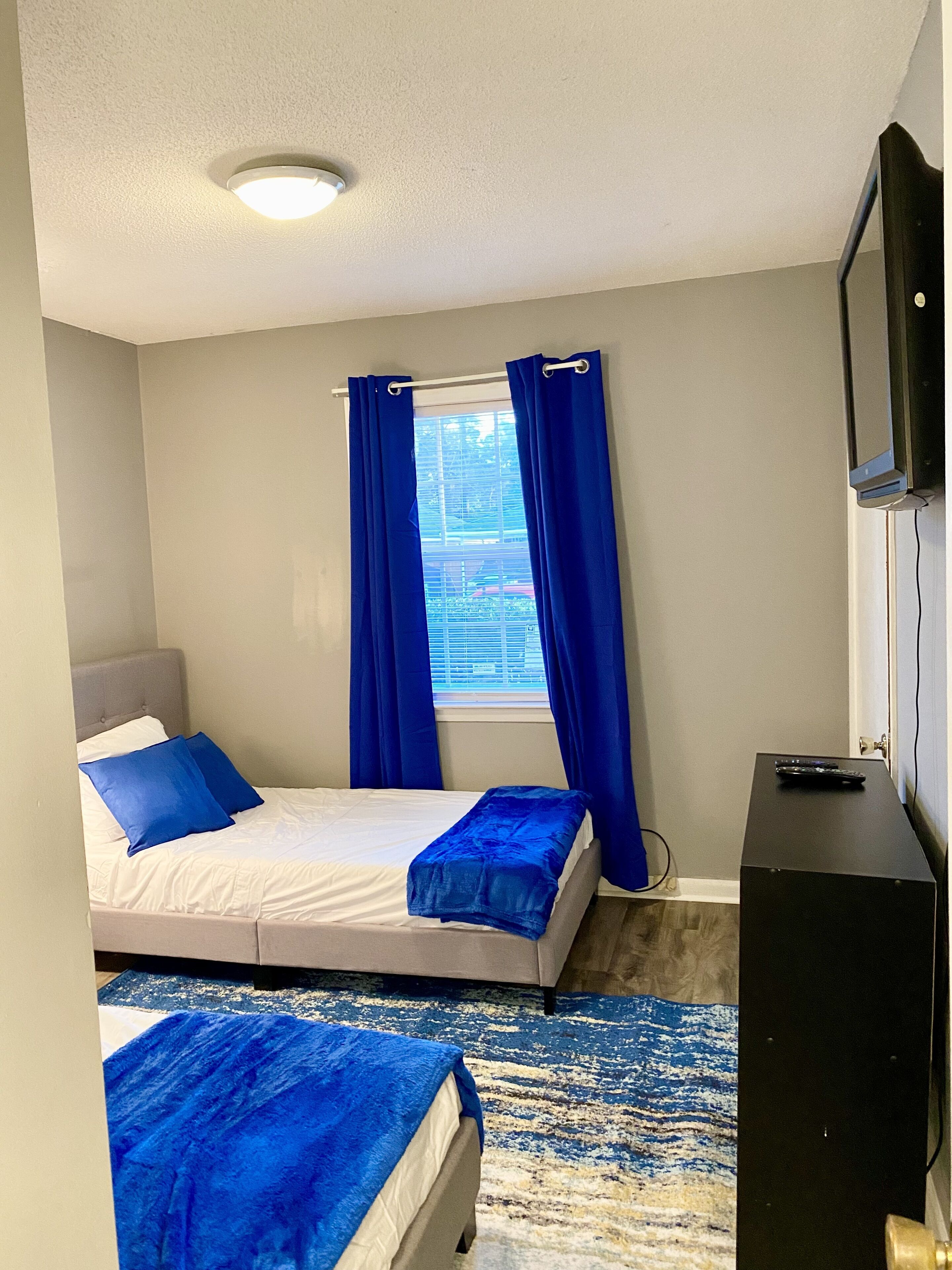 3 Schlafzimmer, Schreibtisch, kostenloses WLAN, Bettwäsche