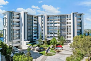 Building design -  Salt at Oceanside  (Birtinya)