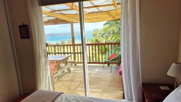 3 bedrooms, iron/ironing board, travel cot, WiFi
