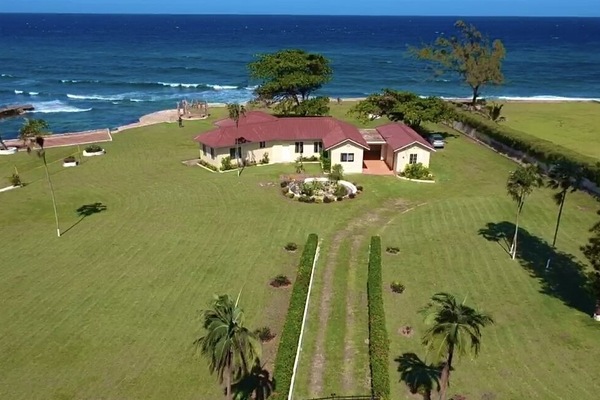 Drone shot of Villa Oasis