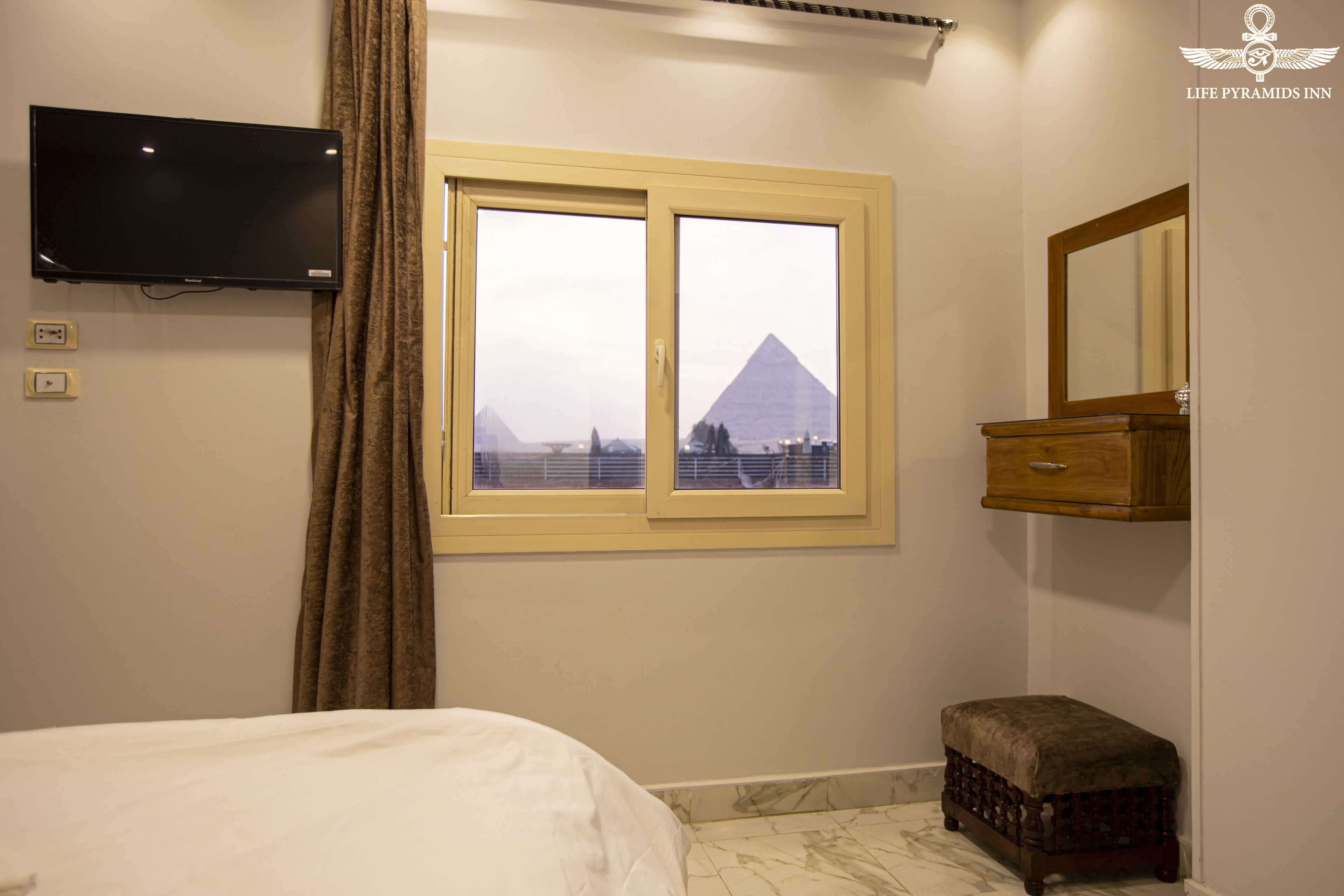 Foto - Life Pyramids Inn