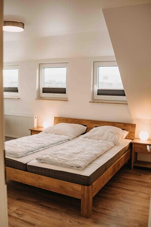 3 habitaciones, tabla de planchar con plancha y wifi gratis