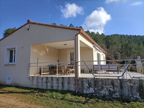 Terrace/patio - House in the Cevennes (Chamborigaud)
