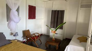 1 makuuhuone, silitysrauta/-lauta, vauvan matkasänky, Wi-Fi