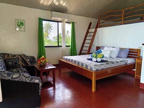Vila (Ocean View Villa 45m2) | Individualmente decorados, individualmente mobiliados, escrivaninha