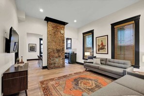 TV, offices - Historic Nulu 5BR • Patio • Luxe Design • Walkable (Louisville)