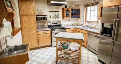 Encanto Lodge - Downtown Chama 2 Bedroom